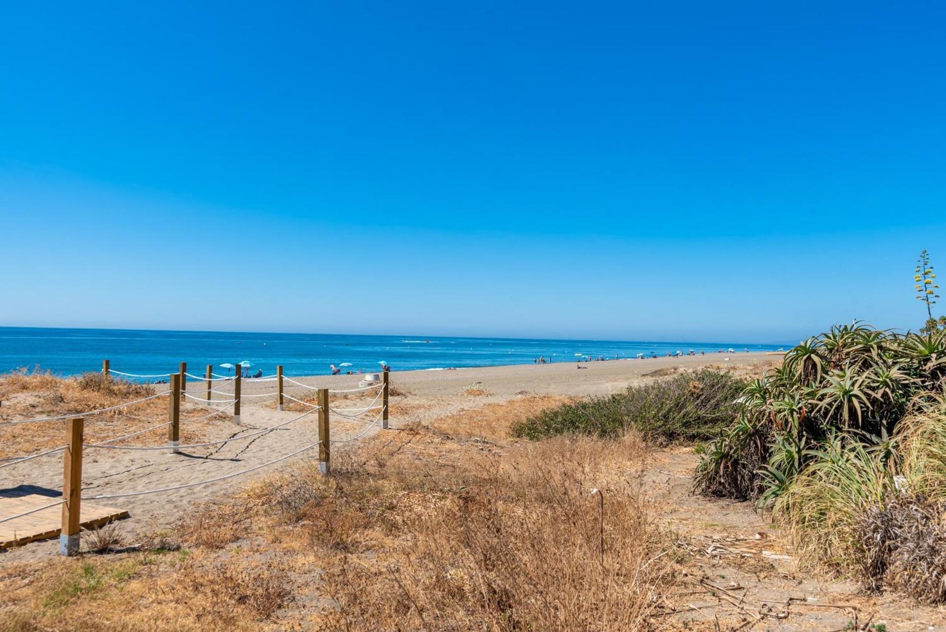 Exceptional Beachfront Complex With Pool In Costalita, אסטפונה מראה חיצוני תמונה